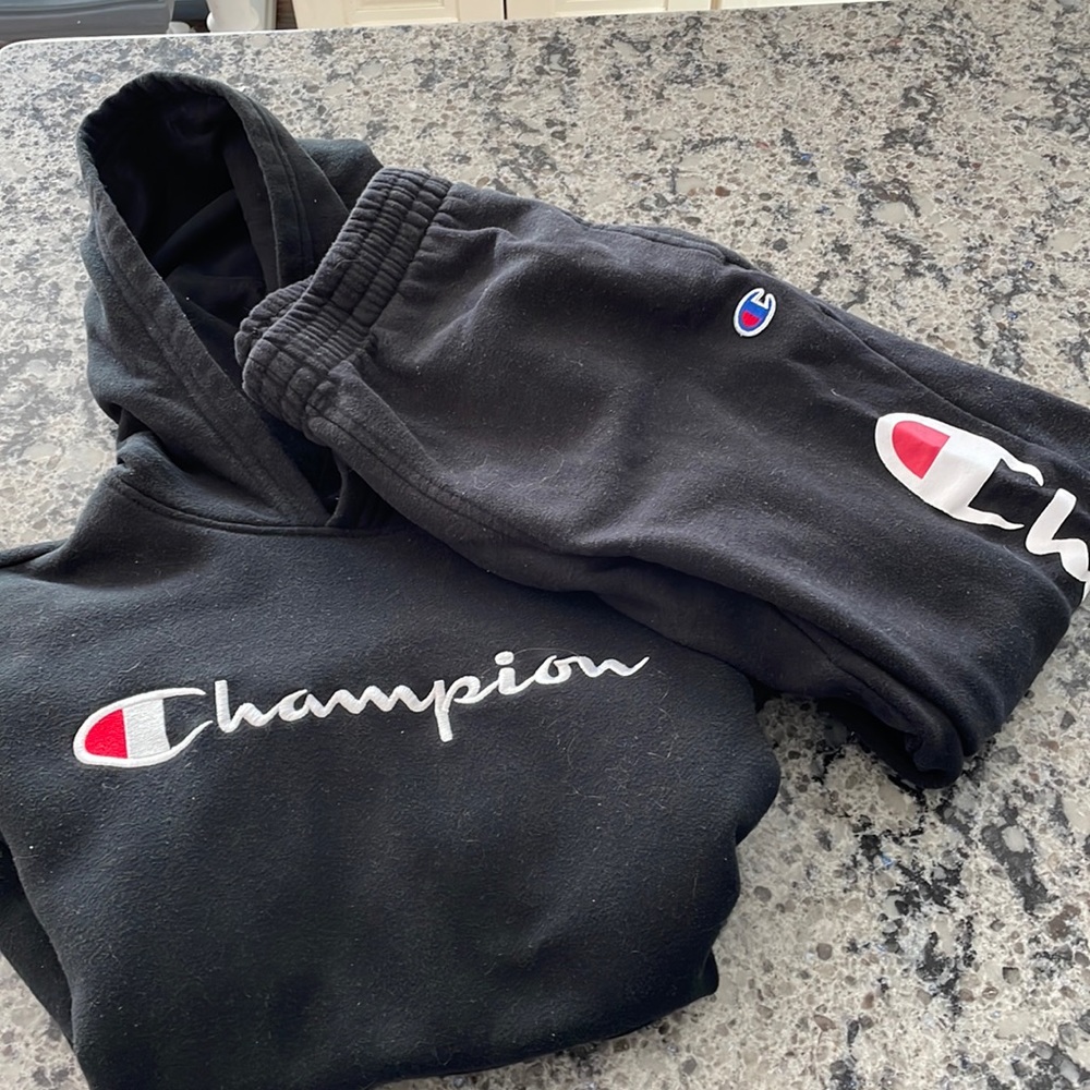 Youth Champion Size M Sweatshirt and Sweatpants